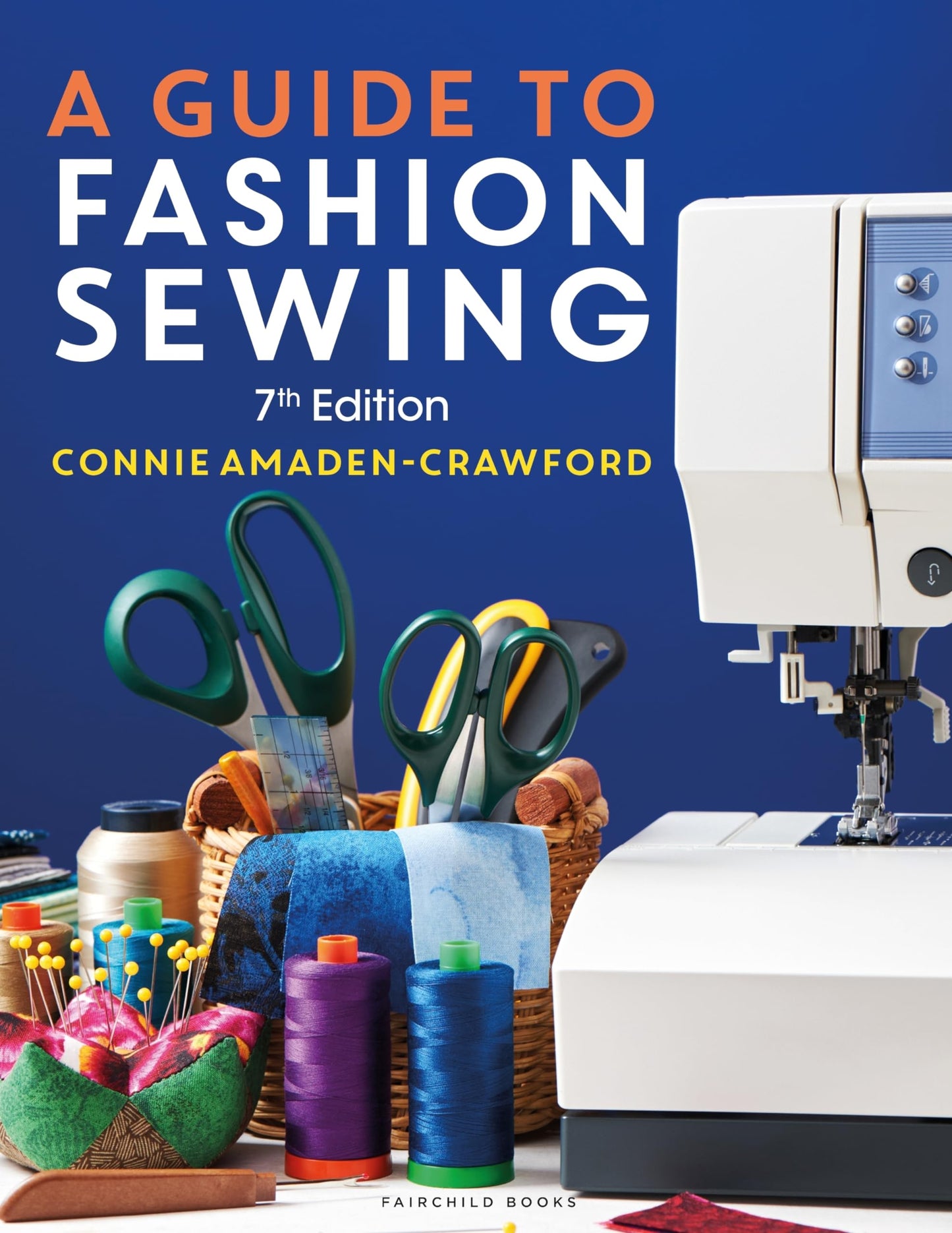 A Guide to Fashion Sewing [Paperback] Amaden-Crawford, Connie